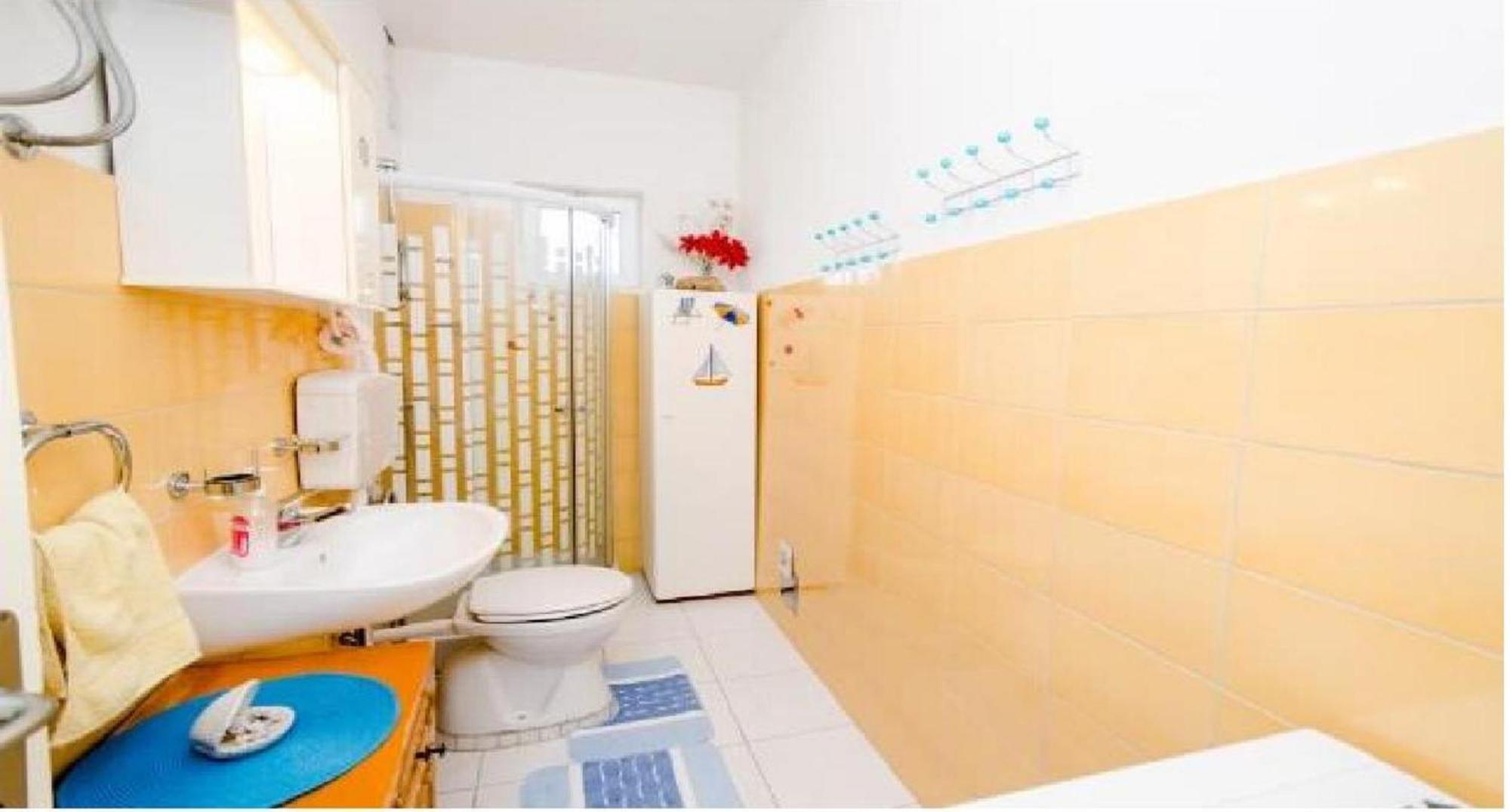 Seaside Lux Apartment Dugi Rat Phòng bức ảnh