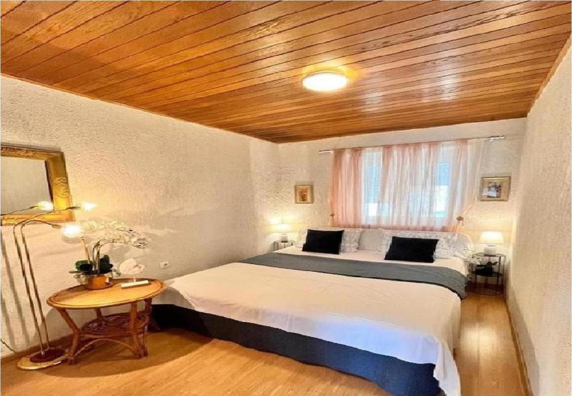 Seaside Lux Apartment Dugi Rat Ngoại thất bức ảnh
